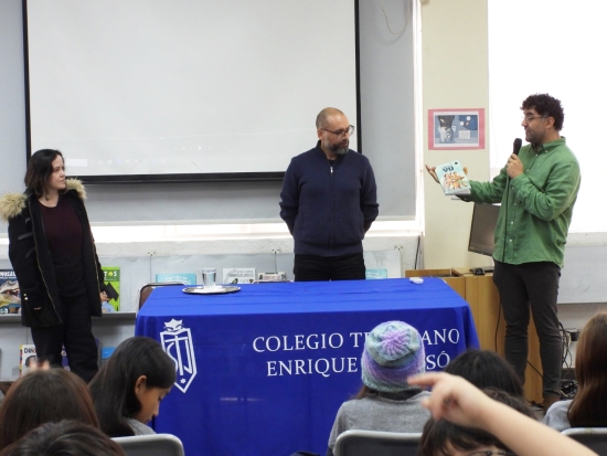 visita-de-los-autores-de-principe-yu