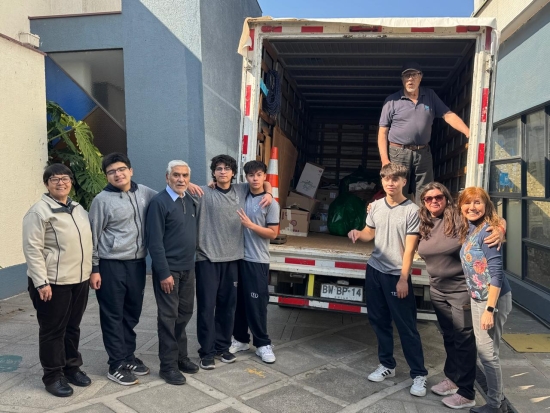 entrega-de-alimentos-mesa-solidaria